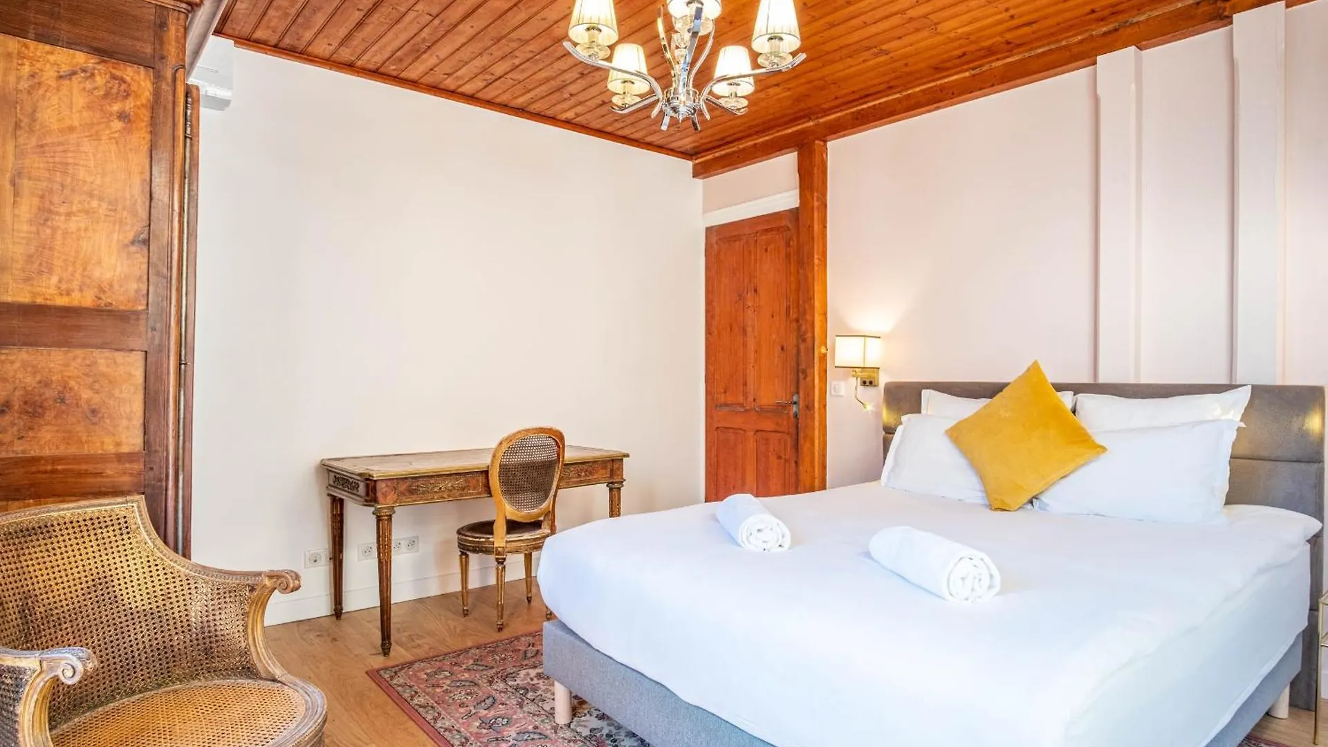 Primerose - Historic Chalet - Garden - Central - 5 Bedrooms - Mont-Blanc Views Chamonix