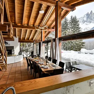 Chalet Isabelle Mountain 5 Star 5 Bedroom En Sauna Jacuzzi, Chamonix